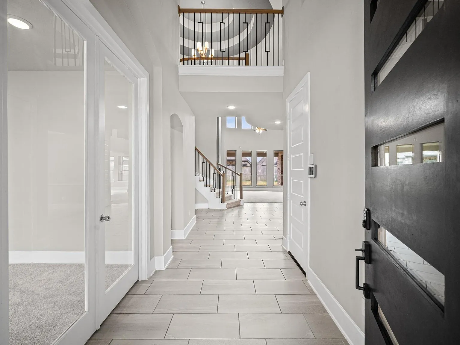 4 bed, 3.5 bath, 3260 sqft, $3,375 — Photo 3