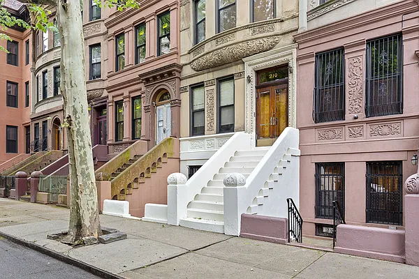 Rented by Halstead Real Estate | media 30