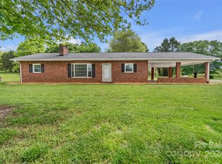 2124 State Highway 16 N, Taylorsville, NC 28681