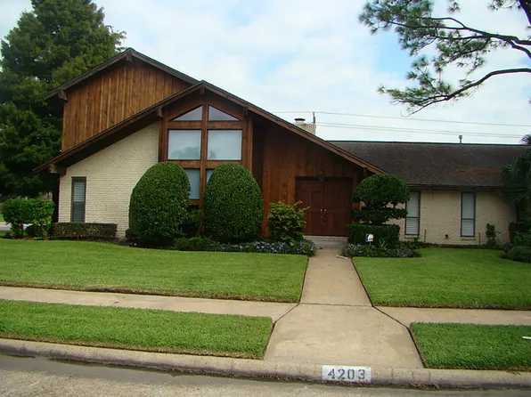 4203 Argentina Cir, Pasadena, TX 77504