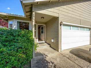3162 Forest Hills Dr APT B, Medford, OR