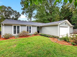 17 Woodharbor Dr, Taylors, SC 29687