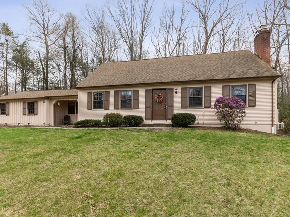 17 Fernwood Lane, Somers, CT 06071