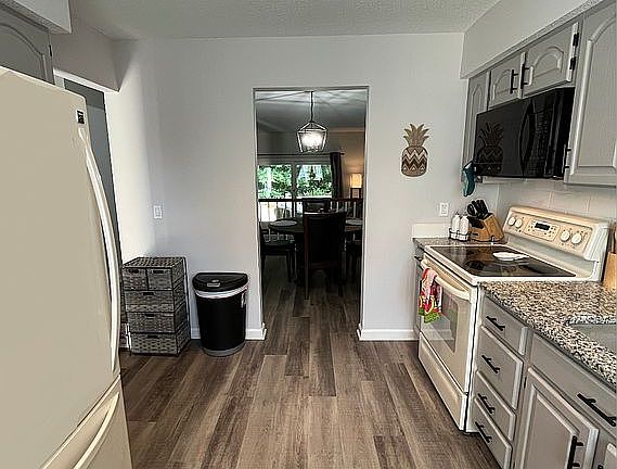 2nd image of 600 Washington Ave APT C4