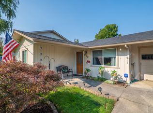 616 SW Sunwood Way, Grants Pass, OR 97526