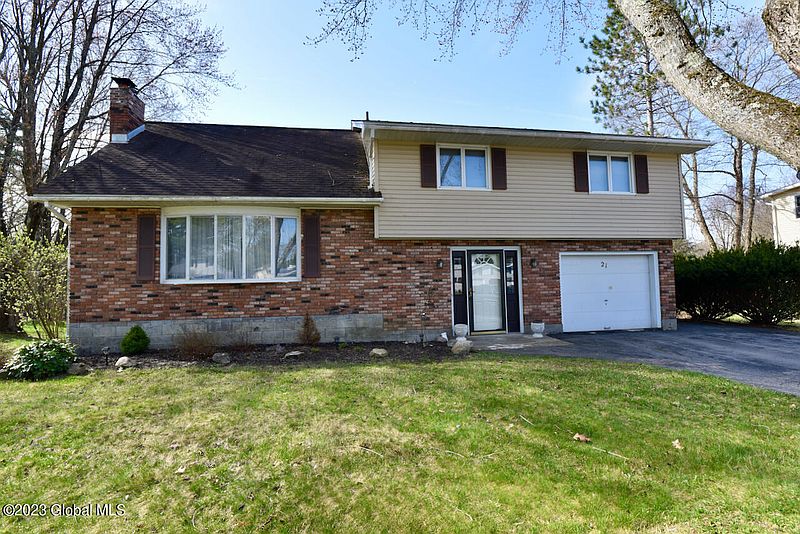 4th image of 21 Roslyn Drive