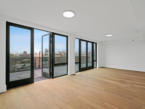3rd image of 14-27 28th Ave #205