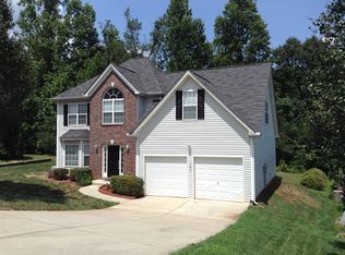 5030 Eagle Creek Dr, Charlotte, NC 28269