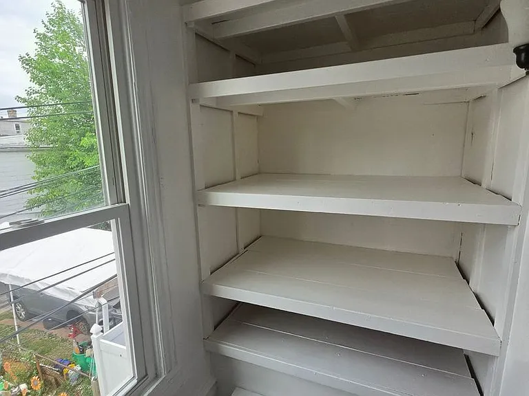 924 W Washington St — Photo 5
