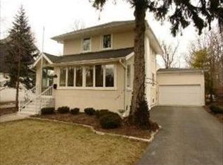 435 Hawthorn Ln, Winnetka, IL 60093