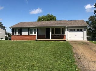 407 E Evergreen St, Desloge, MO 63601