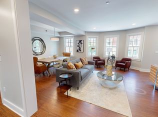 386 Harvard St #7, Cambridge, MA 02138