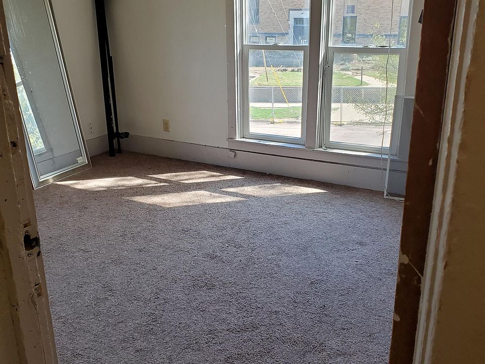 2nd image of 3511 Garretson Ave #3