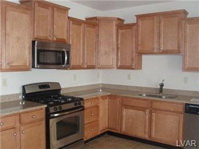 4th image of 884 Graystone Cir