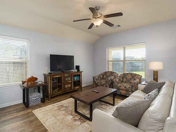 5th image of 3031 Boxwood Springs Ln