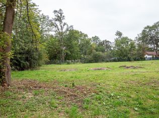 25W251 Argyle Ave, Roselle, IL 60172