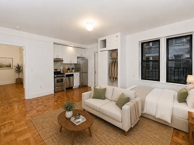 300 W 12th St #3C — Photo 2