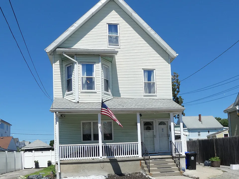63 Emerald St #1