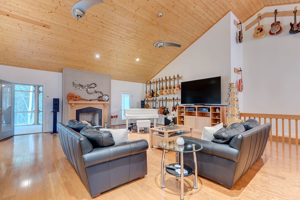 next background image