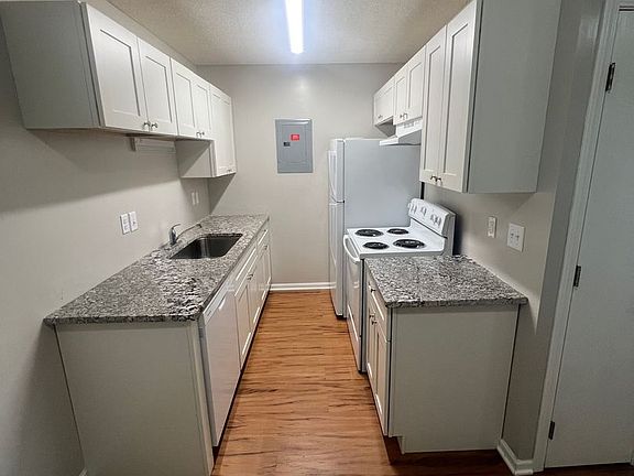 4th image of 274 S 11th St #201