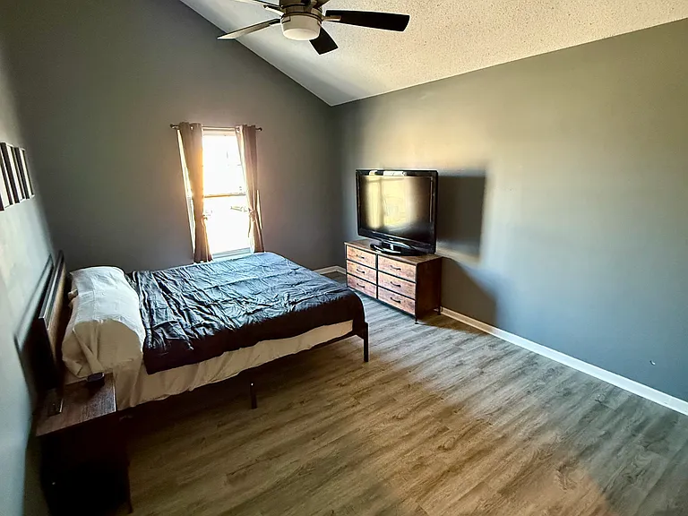1821 Kingbird Ln — Photo 18