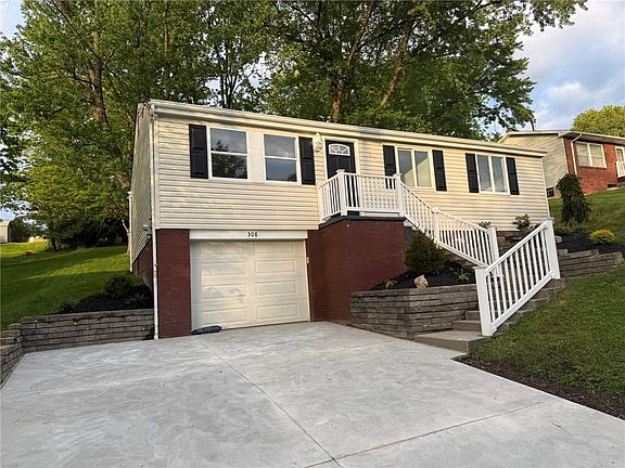 2nd image of 308 Cortez Dr