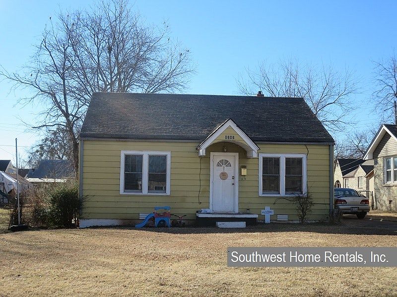 1st image of 1212 SW 31st St