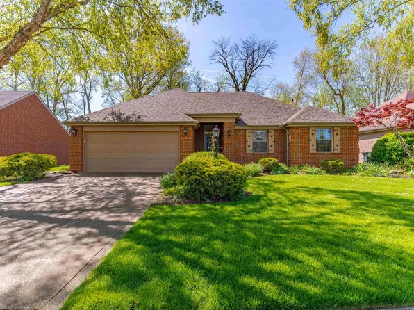 401 Hunters Grn, Evansville, IN 47711