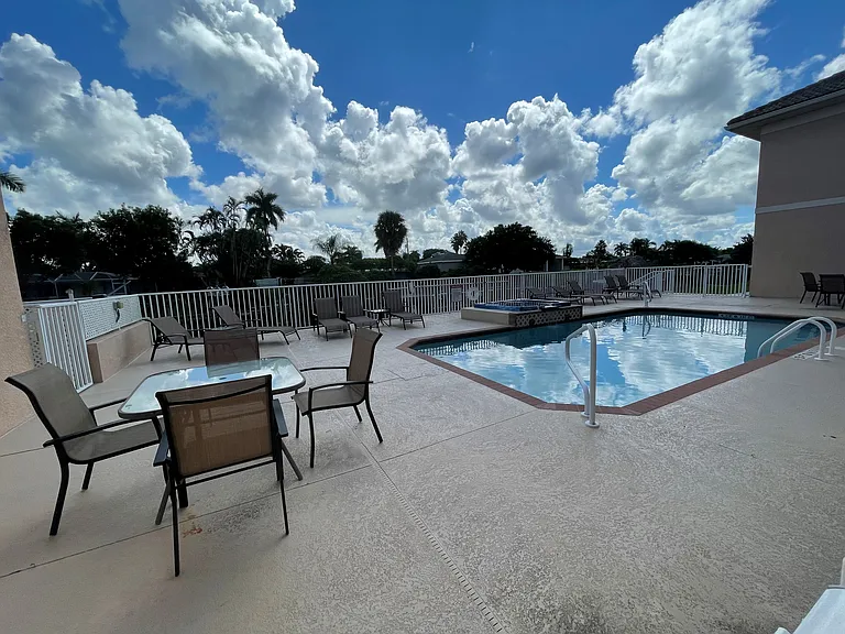 5201 Coronado Pkwy #207 — Photo 20