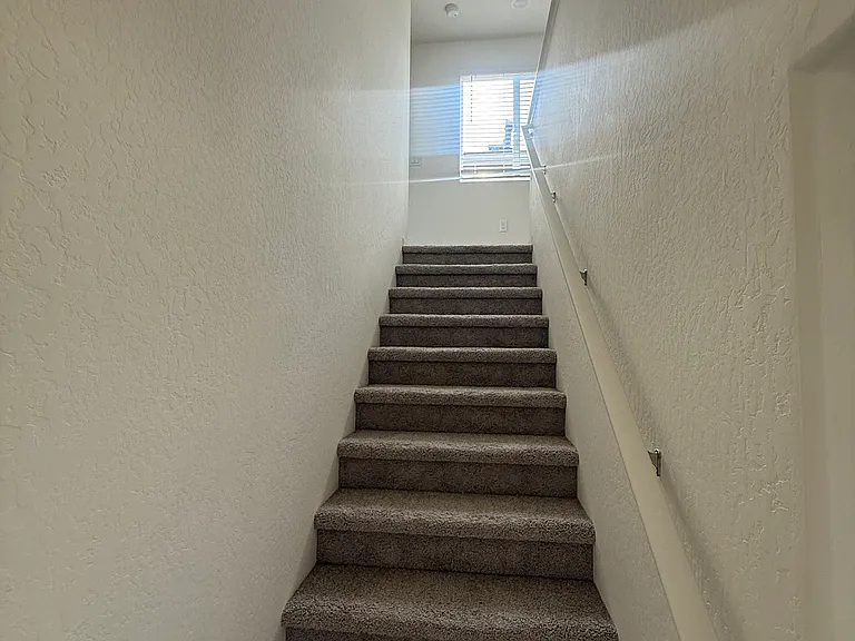 1519 Redbrick Ln — Photo 14