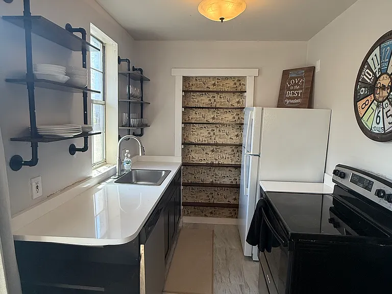1065 Colorado Blvd #A — Photo 4