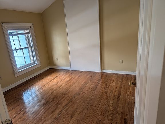 3rd image of 128 Main St