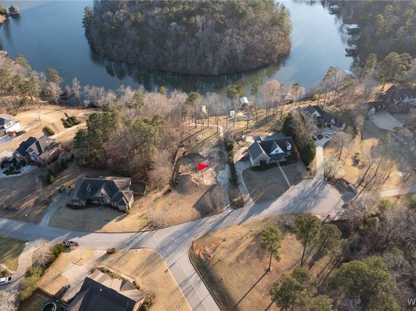 13973 Stone Harbour Dr, Northport, AL 35475