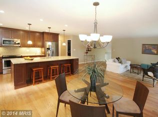 7305 Mizzen Pl, Burke, VA 22015