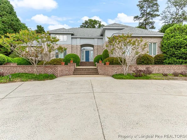 171 S Churchill Dr, Fayetteville, NC 28303