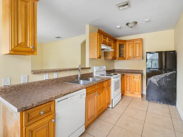 5277 NE 15th Terrace, Pompano Beach, FL 33064