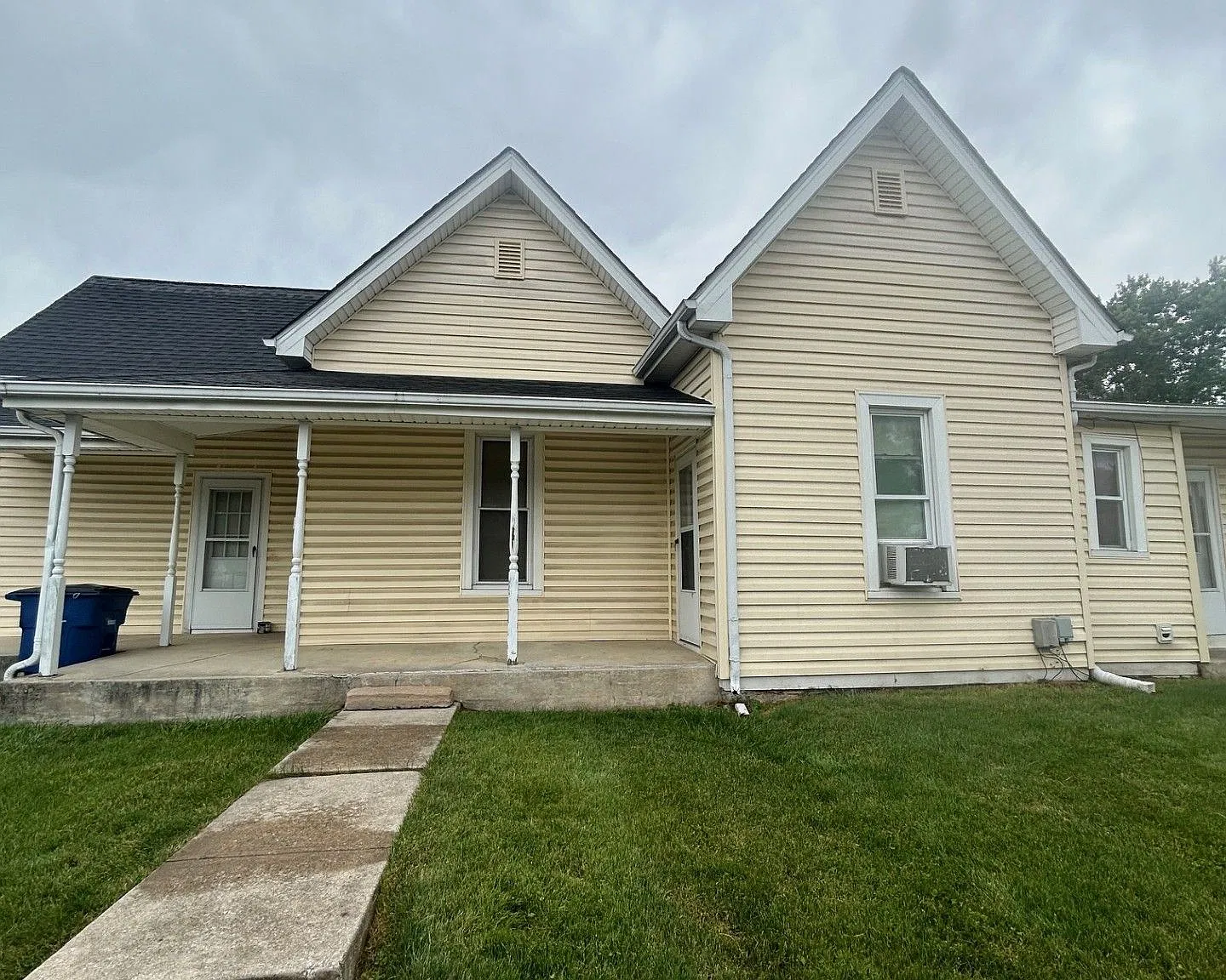723 E 30th Street — Photo 1