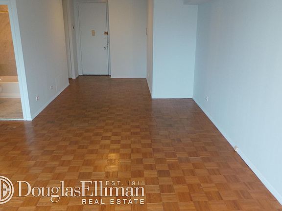 3rd image of 404 E 79th St APT 27F