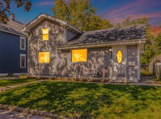 740 Liberty St, Aurora, IL 60505