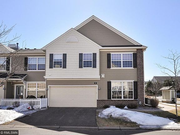 3rd image of 4503 Rosemary Way Unit 8