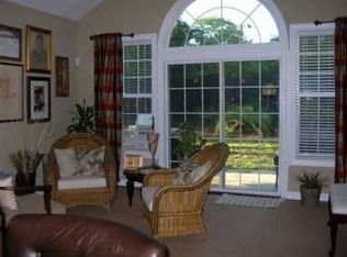 48 Coffee Pointe Dr, Savannah, GA 31419