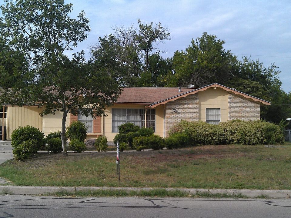 1st image of 5811 Knoll Krest Dr