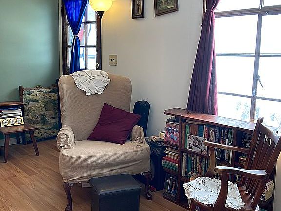 Great window for reading!