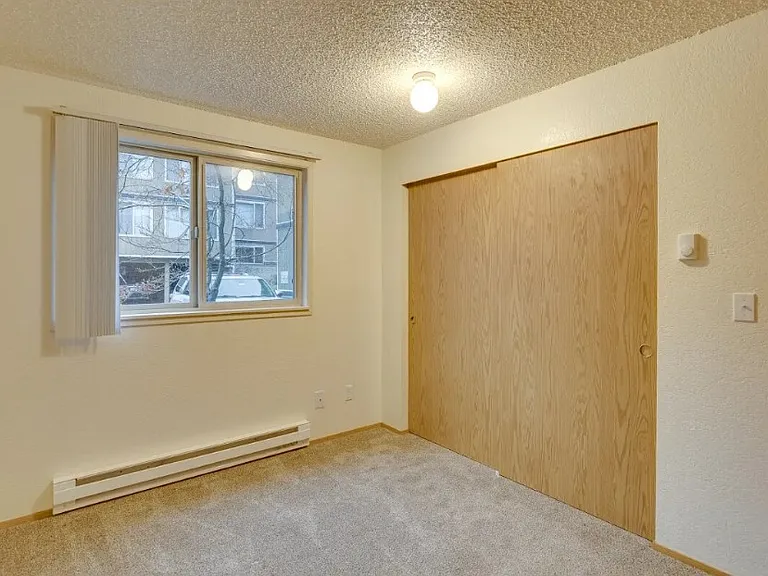 Evergreen Residences — Photo 20