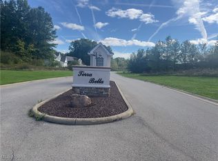 Terra Bella Dr, Youngstown, OH 44505
