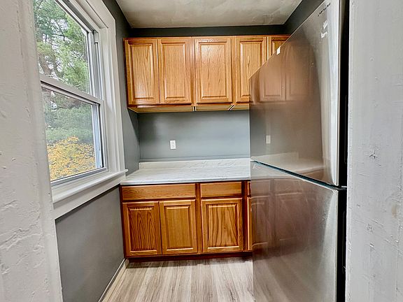 3rd image of 92 French Ave #2