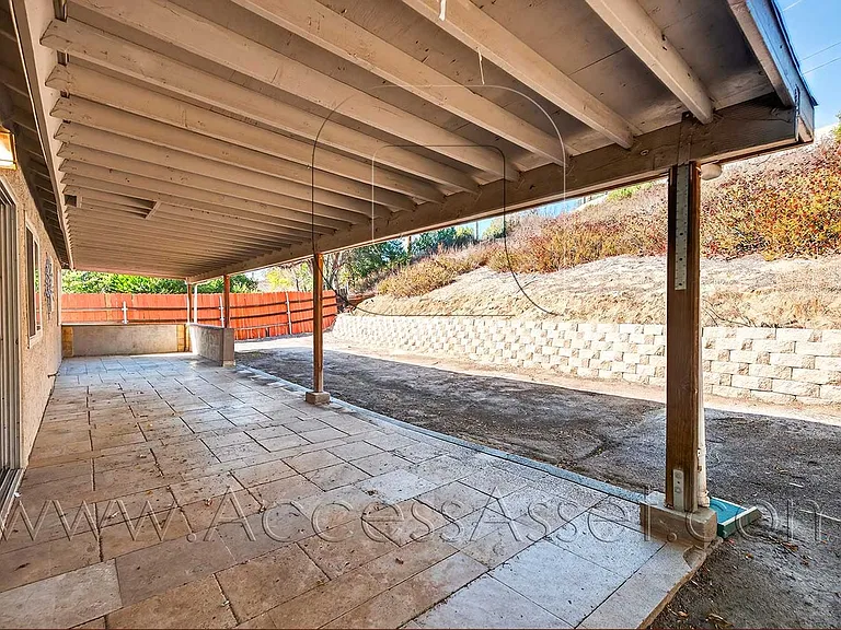 29650 Mira Loma Dr — Photo 23