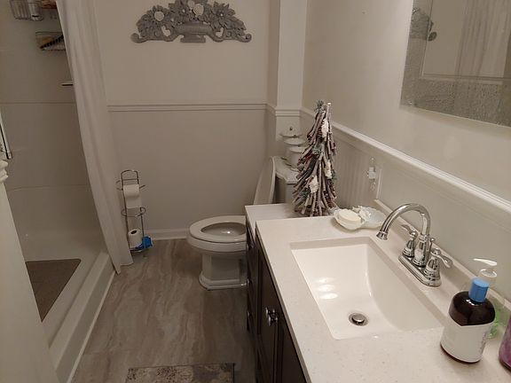 5th image of 275 Strathmore Rd