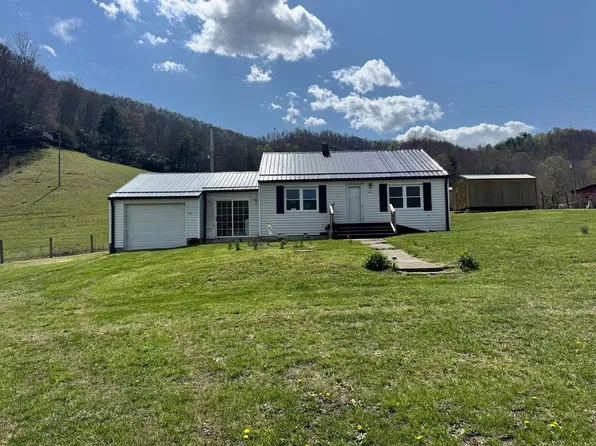 3445 Troutdale Hwy, Mouth Of Wilson, VA 24363