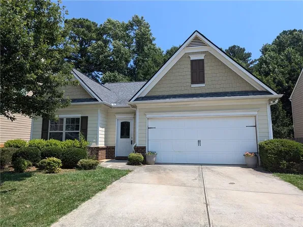 4205 SW Pearhaven Ln, Gainesville, GA 30504